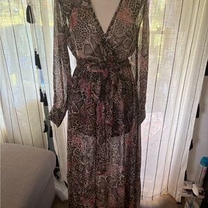 Chic Long Sleeve Leopard Print Dress